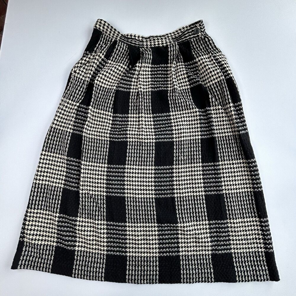 Vintage Country Suburbans Black & Cream Plaid Knit A-Line Midi Skirt ILGWU